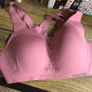 Super cute pink VS sports bra! Like New!!